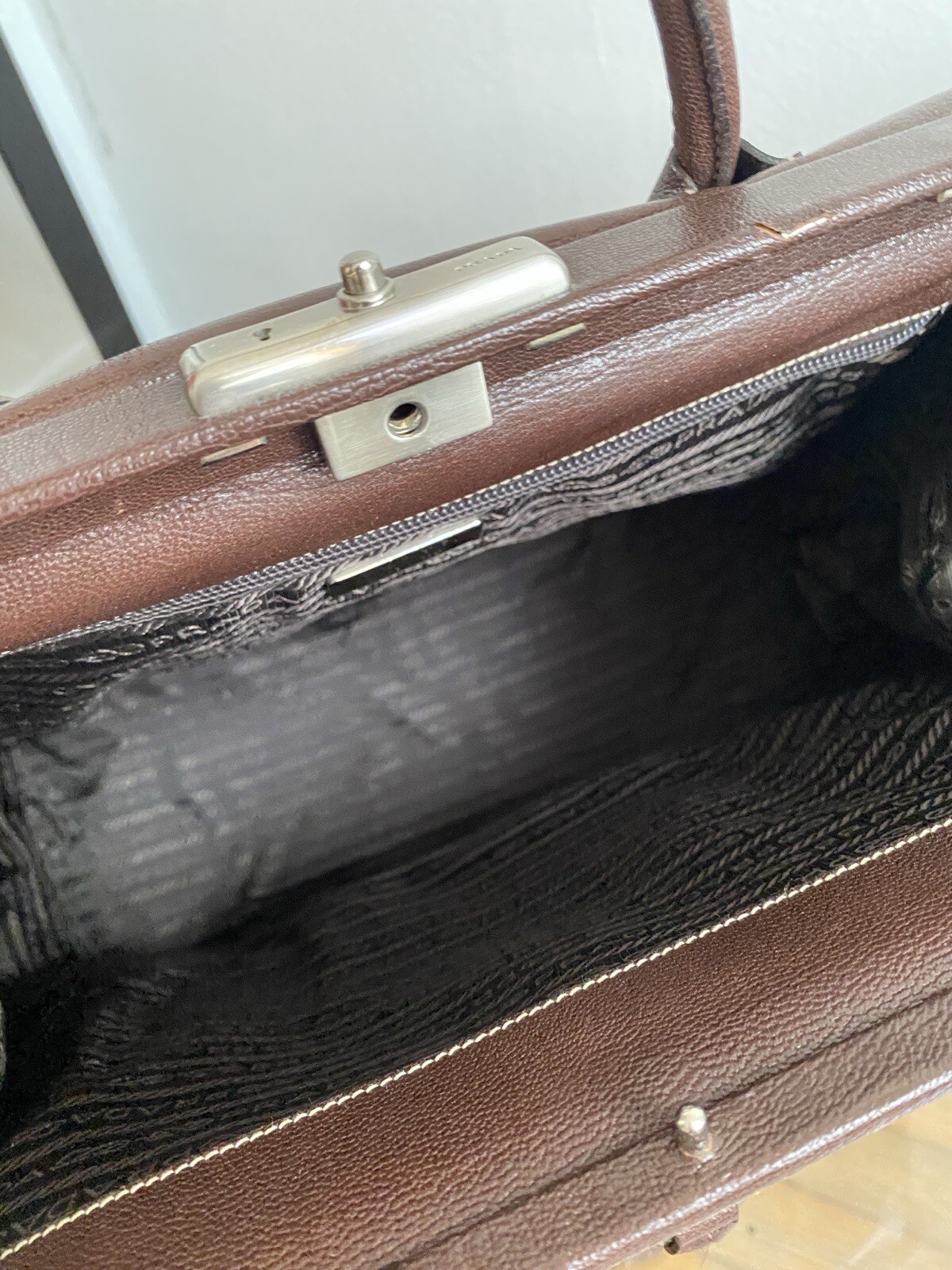 Authentic Prada Madras Cerniera Doctor Bag Dark Brown Leather Lg