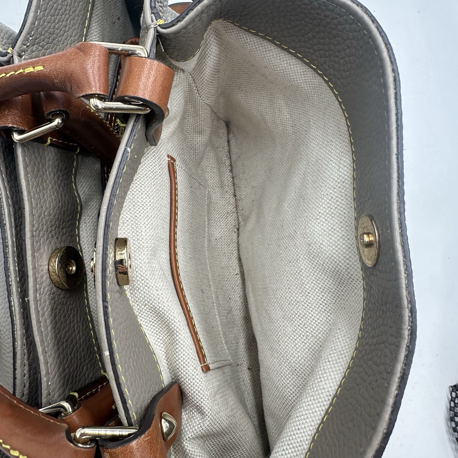 Dooney & Bourke Pebble Grain Medium/large Zip Barlow Purse In Elephant Nice