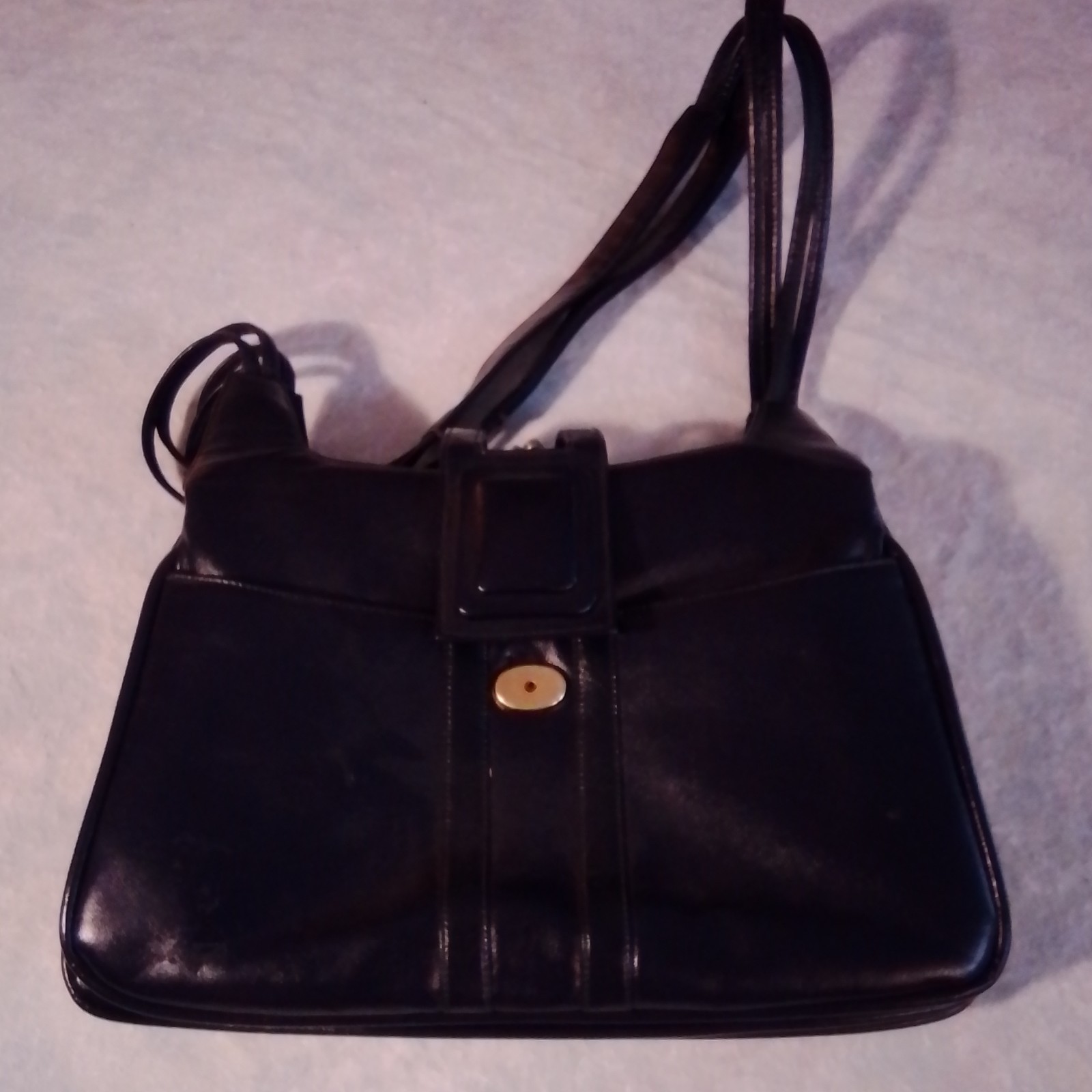 Enzo Angiolini Black Shoulder Bag Push Lock Red Lining Mirror Gold Hardware