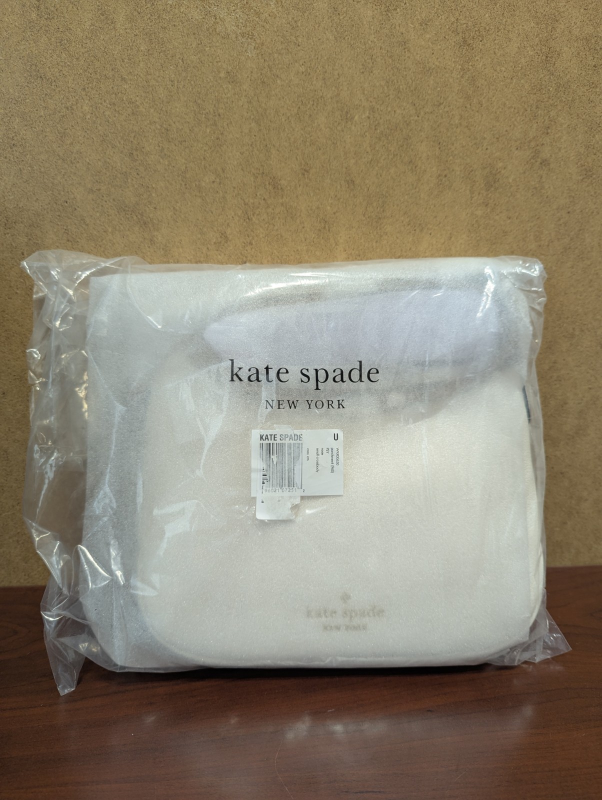 Kate Spade Rosie Leather Small Crossbody Bag Purse Handbag (Parchment)