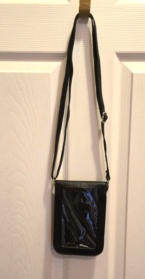 NEW Black Crossbody Phone Wallet Purse w/detachable strap 7 inches x 5 inches