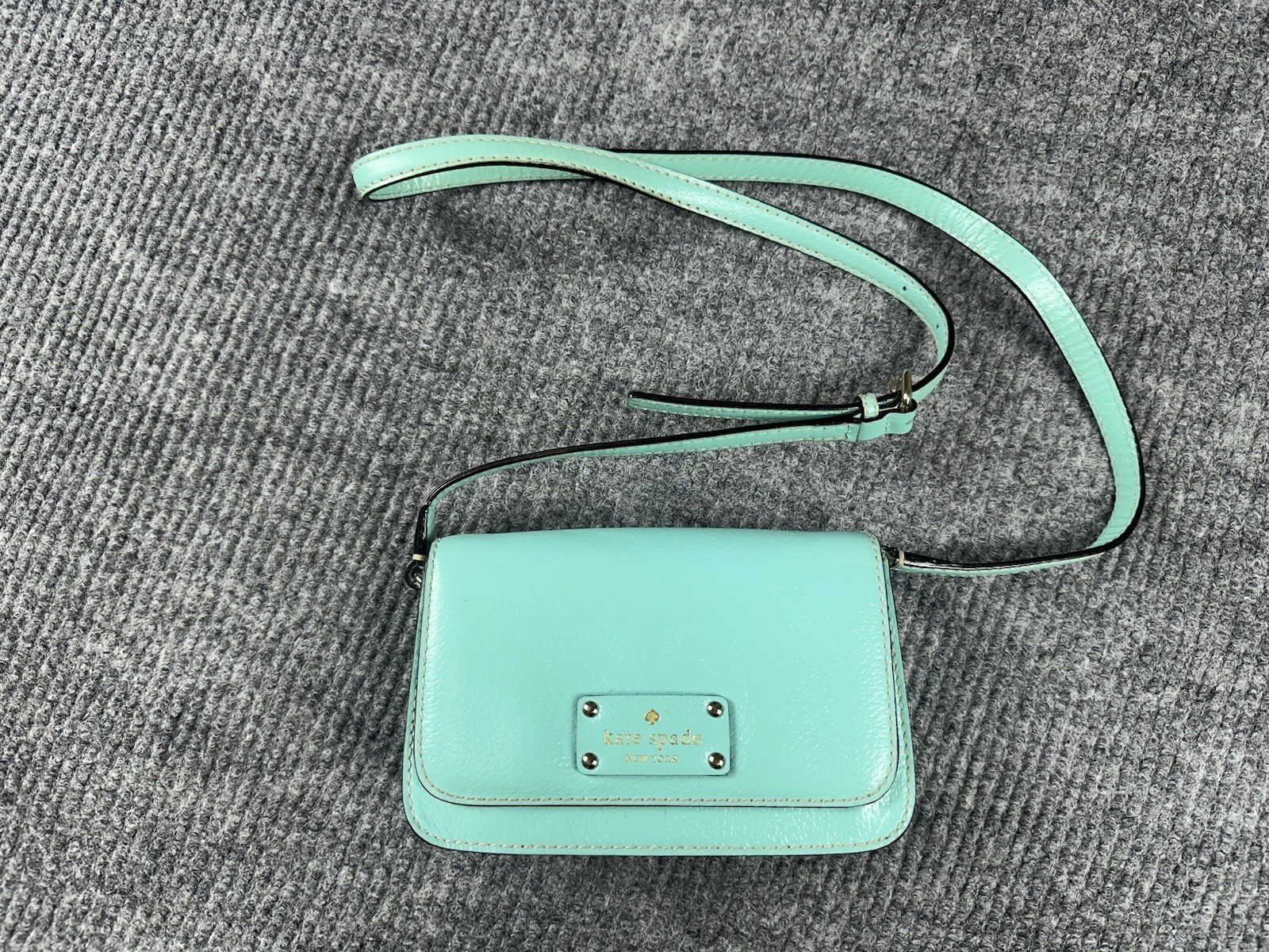 Kate Spade Wellesley Flynn Crossbody Purse Mint Blue Pebbled Bag Polkadot 8×4