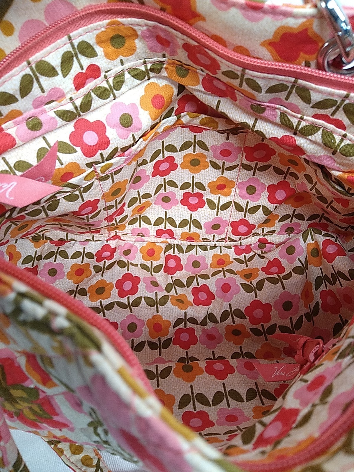 Vera Bradley Chain Bag Shoulder or Crossbody Folkloric Daisy Floral Chrome EUC