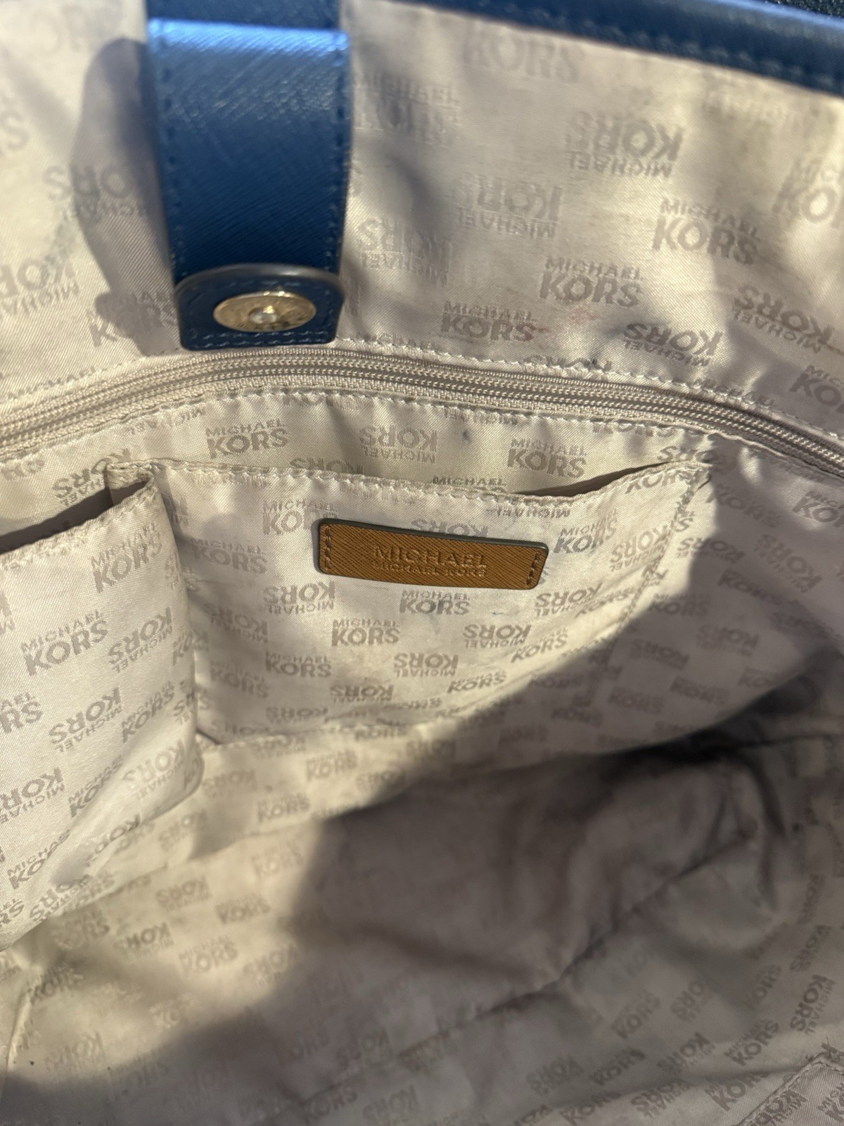 Michael Kors Striped Large Leather Carry Bag 12”x 14”x5”