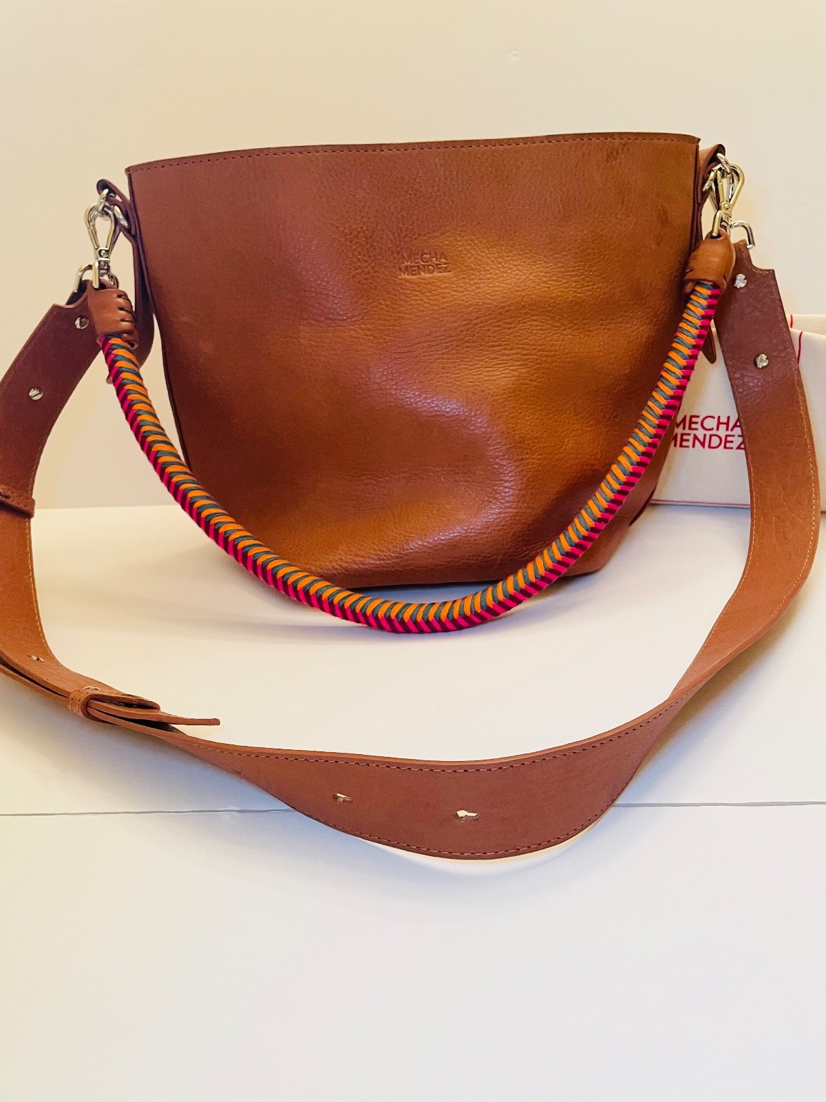 Mecha Mendez Leather Bucket Purse Bucket Bag ~ Tan Hypnotic ~ Two Straps ~ VGUC