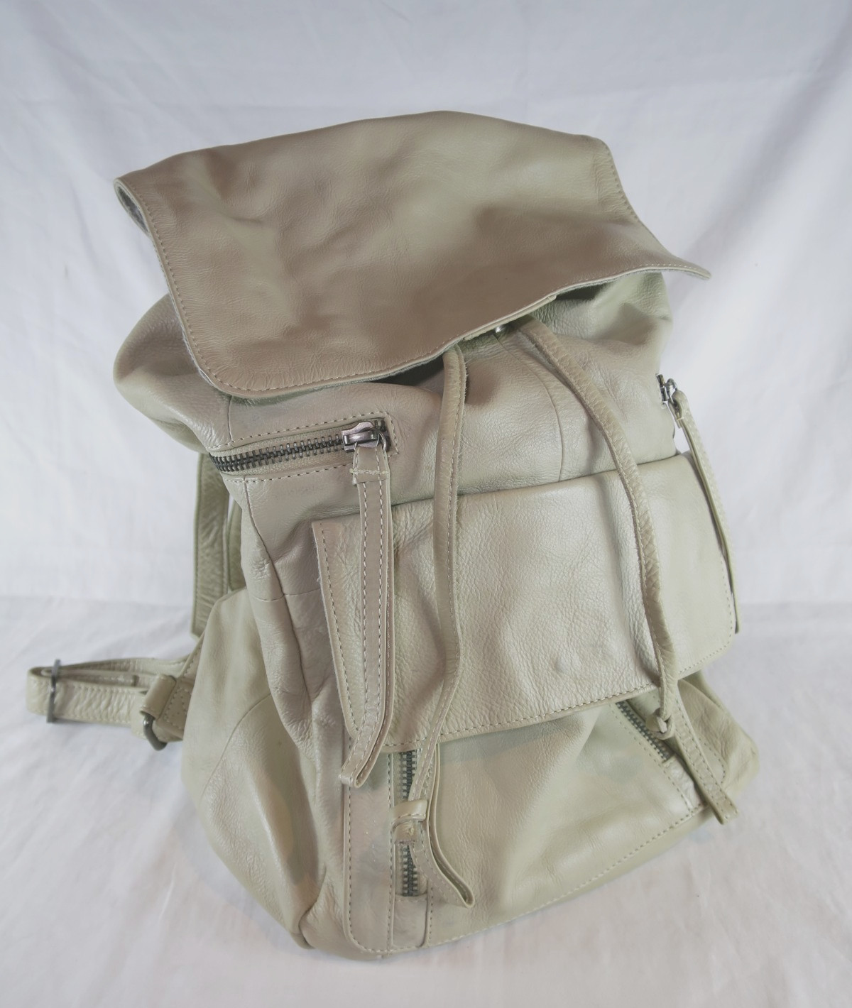 Day Mood Cream Neutral Leather Hannah Backpack Drawstring Zipper Cotton Lining