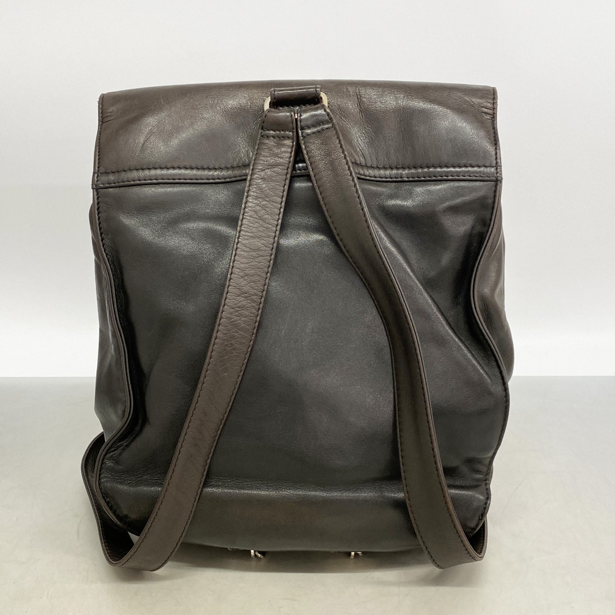 Auth [6gc3615-k] CHANEL Backpack Â· Daypack Lambskin Black Silver metal fi…