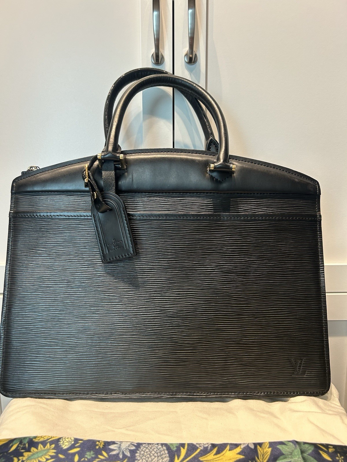 Louis Vuitton Black Epi Satchel Top Handle Zip Gold Hardware Luggage Tag