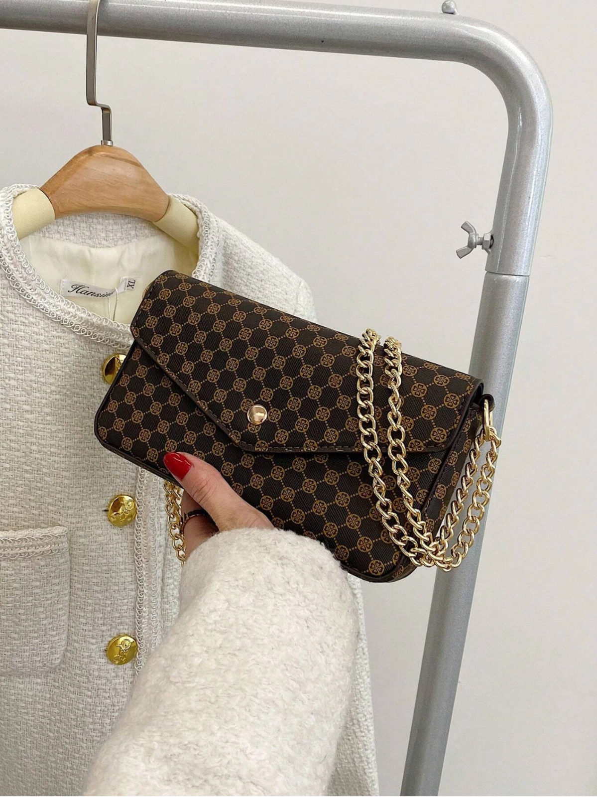 Coffee Brown Old Money Style Classic Monogram Patterned Crossbody Chain Bag