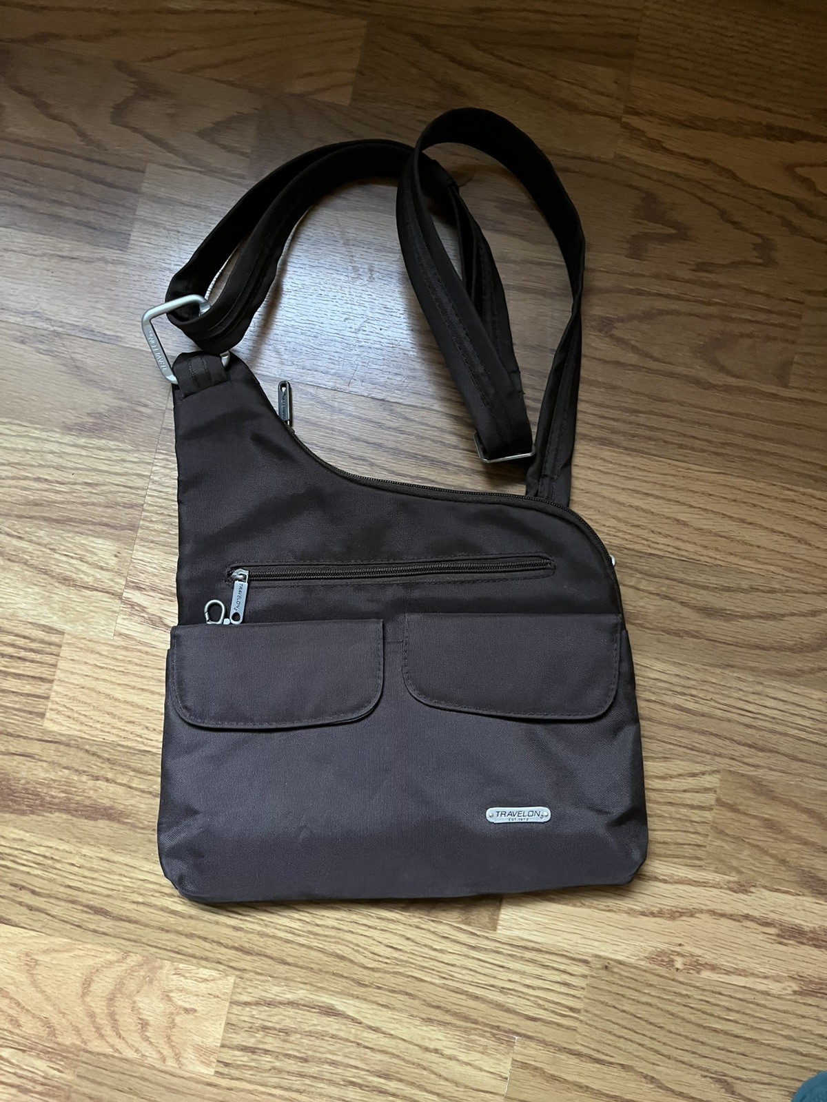 Travelon Anti Theft Crossbody Bag With Added Security Great For Any Travel