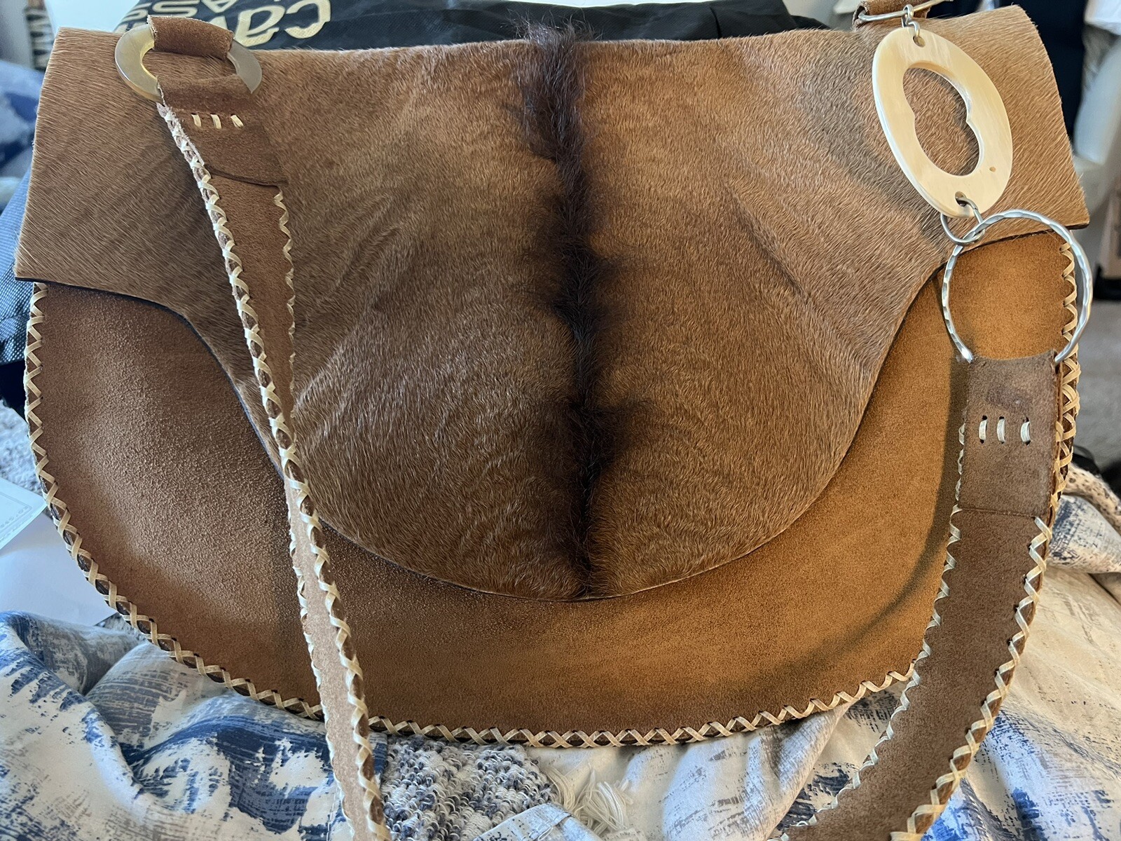 Handmade craftsman shoulder chain natural suede and cow skin bag imported argent