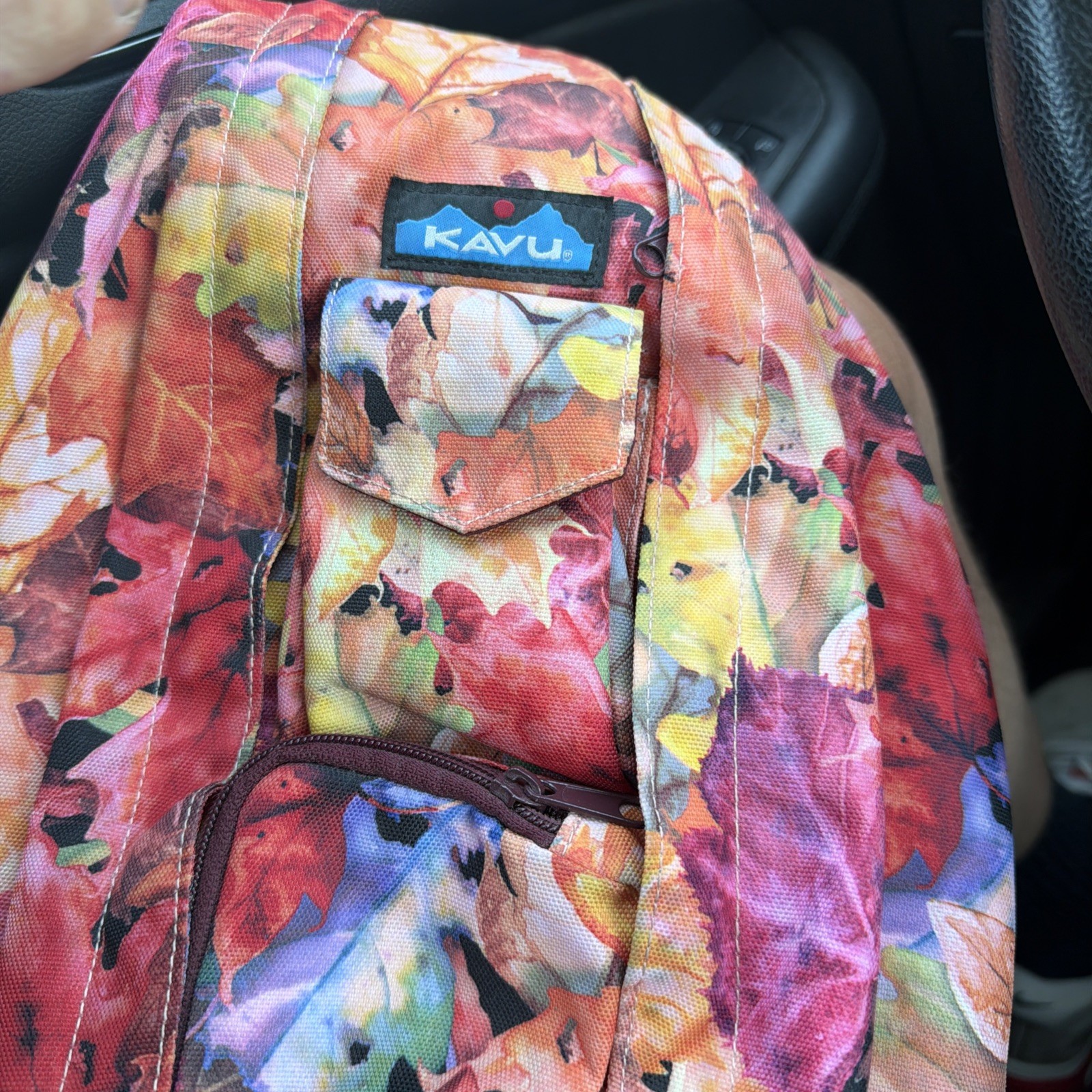 KAVU “leaf me be” full rope sling crossbody bag backpack W/Wallet & Pixie Pouch