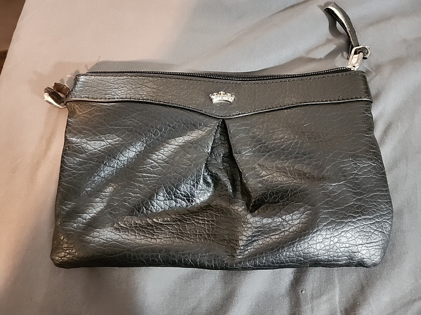 Juicy Couture Black Wristlet Clutch Purse (See Description)