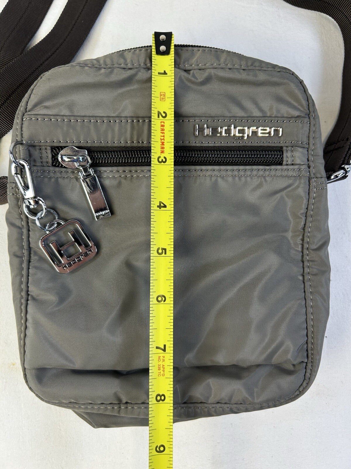 Hedgren Crossbody Grey Shoulder Adjustable Strap Travel Bag Pockets Purse