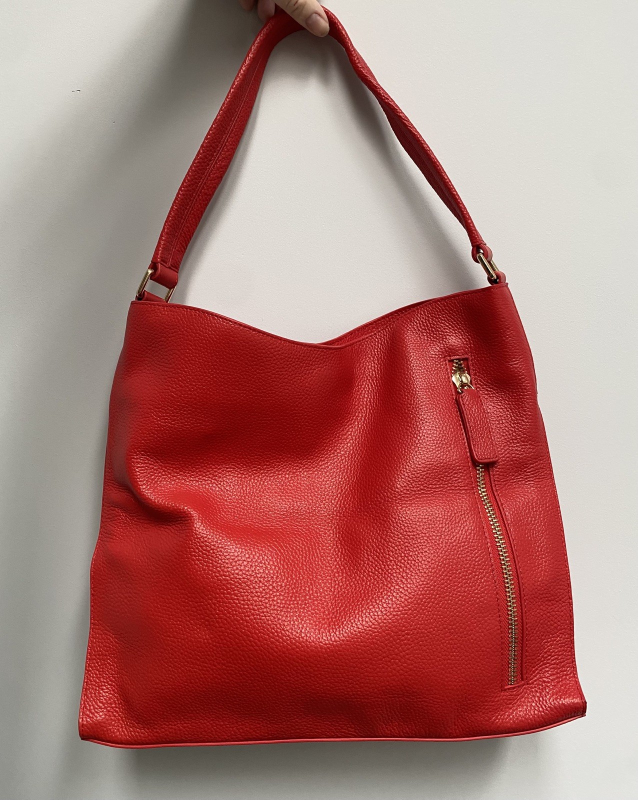 TOTE LE MONDE Leather Purse Florence Slouch Shoulder Bag Red