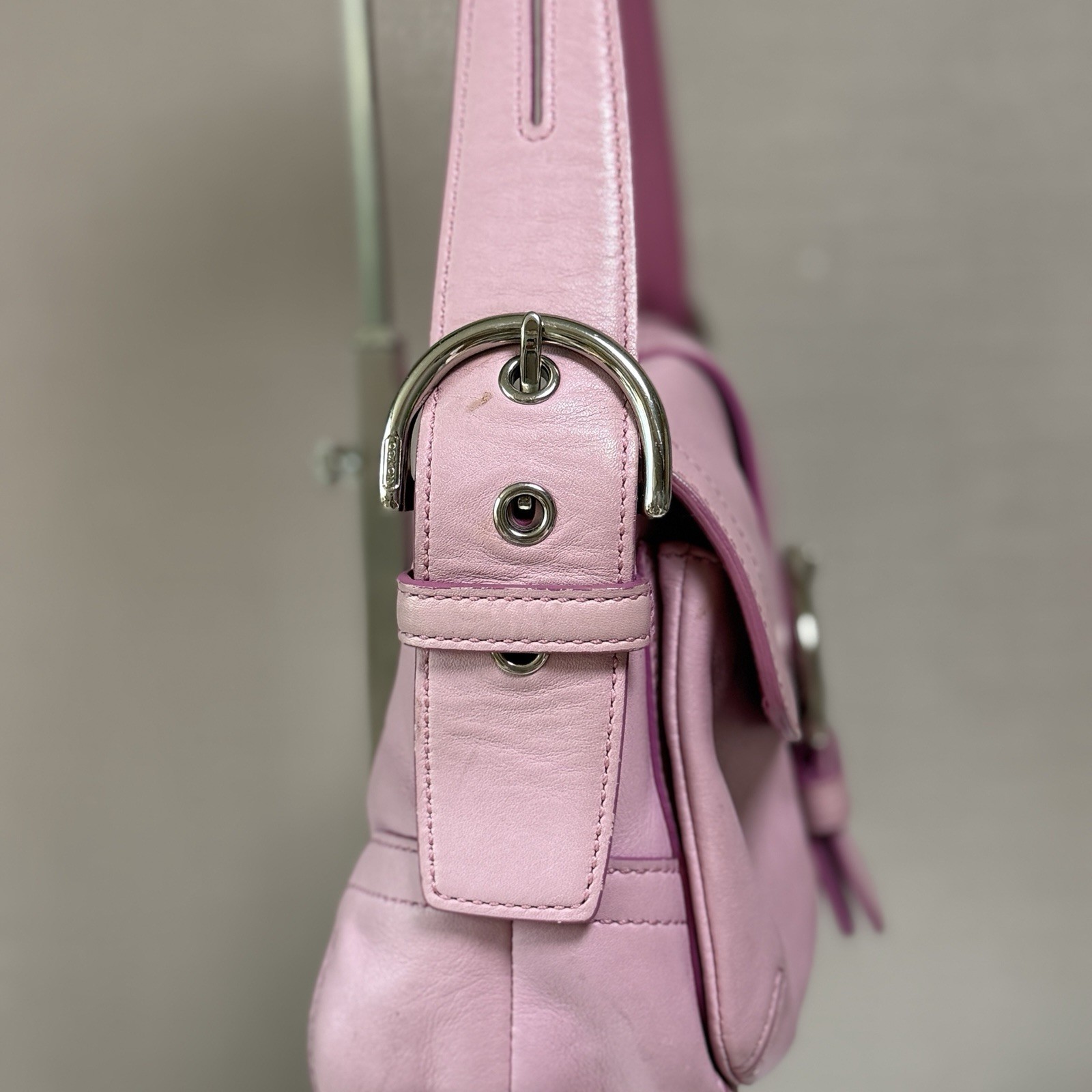 Rare Y2k VTG COACH Soho Double Pocket Buckle Flap Pink Leather Shoulde Bag 3653