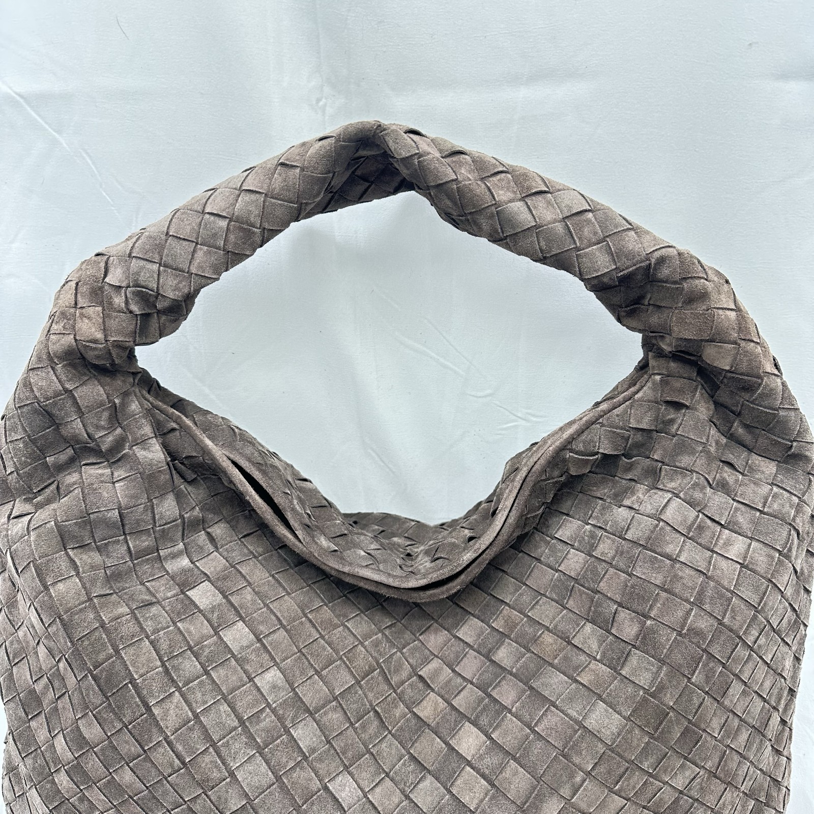 Bottega Veneta Womens Large Hop Woven Shoulder Bag Suede Fondant Brass