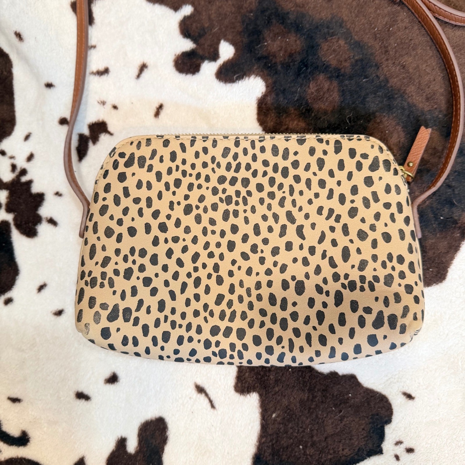 Universal Thread Crossbody Bag Women Small Tan Cheetah Print Boho Animal Print