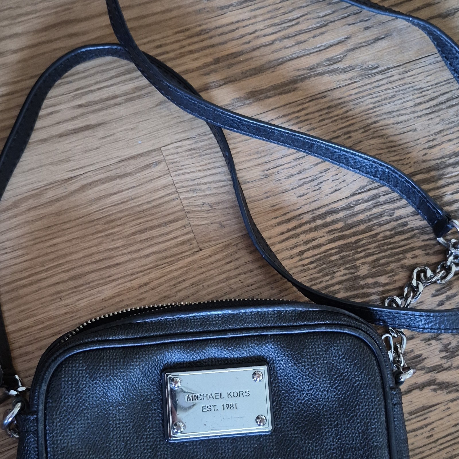 Michael Kors Black Pebbled Logo Small Crossbody Silver Hardware Zip Pockets