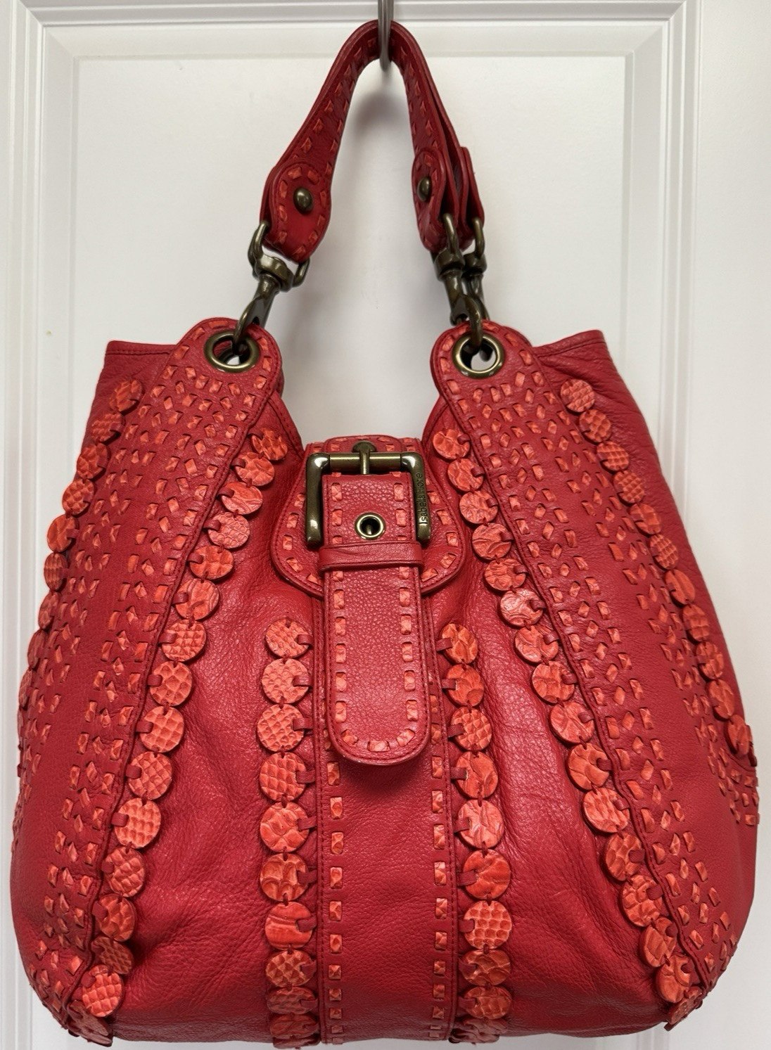 ISABELLA FIORE RED LEATHER BAG – Blends of bohemian charm and vintage elegance!