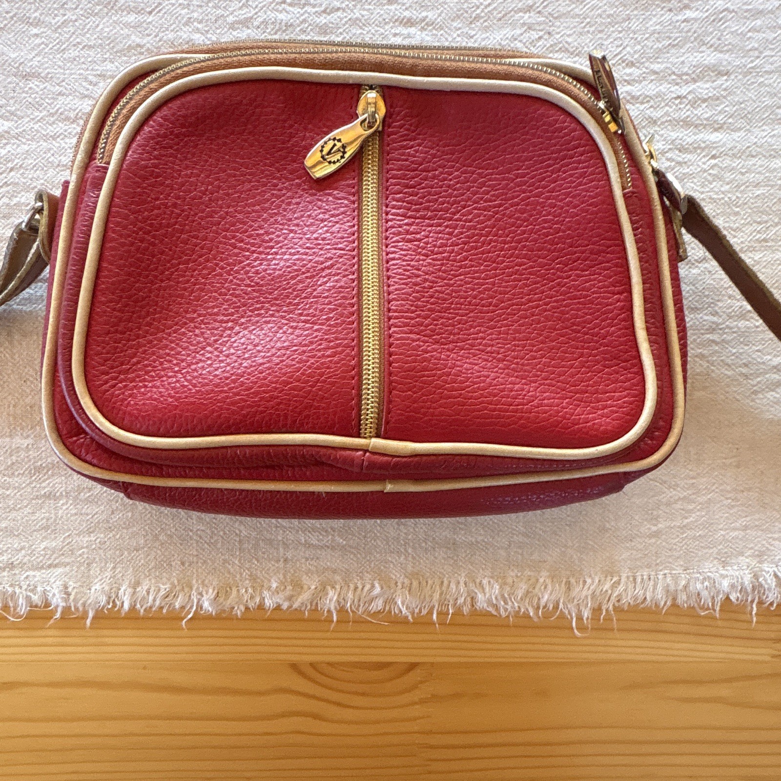 Valentina Red VintageCrossbody Bag Beige Trim Zip Gold Hardware strap has wear