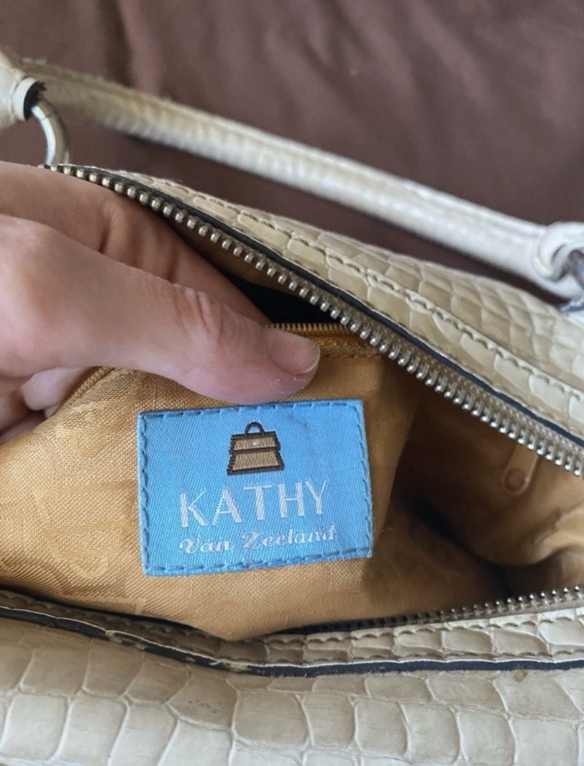 Kathy Van Zeeland Beige Croc Embossed Satchel Zip Lined Pockets Strap