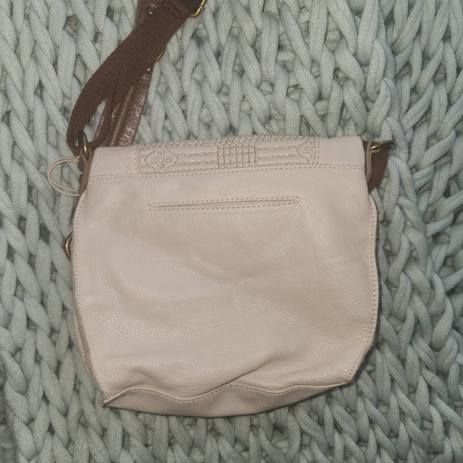 The Sak Silverlake crossbody bag with embroidered details. White Leather Boho