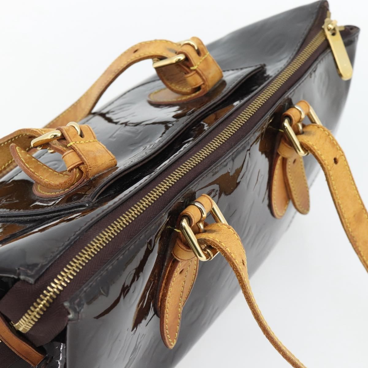 LOUIS VUITTON Monogram Vernis Rosewood Avenue Bag Amarante M93510 Auth 181119