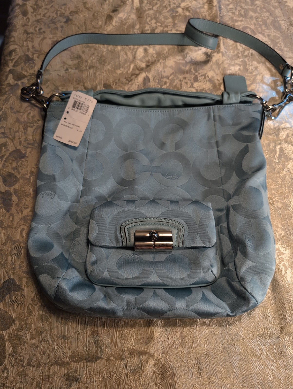 COACH HOBO SHOULDER BAG NWT.