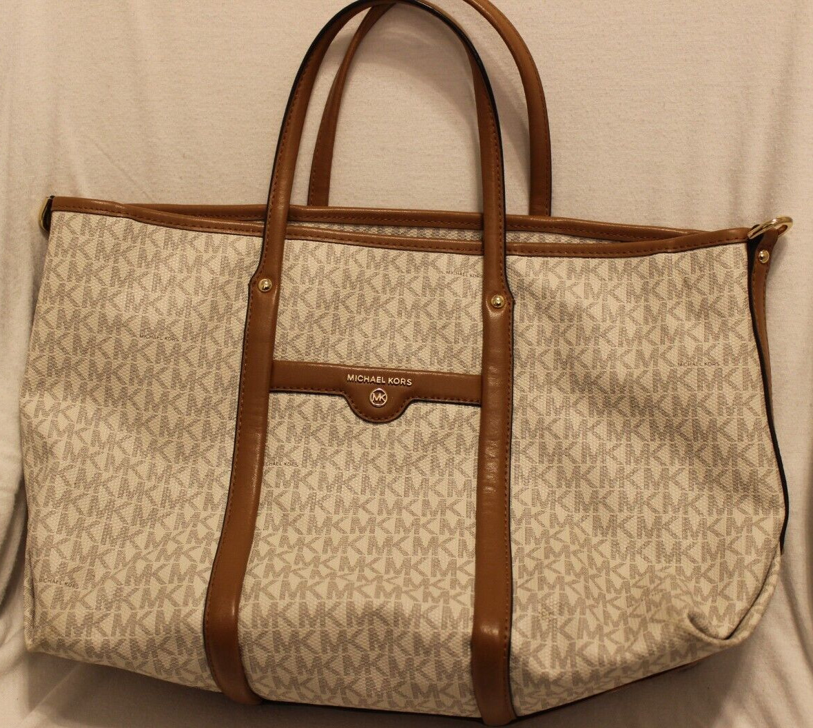 Michael Kors Signature Beck Medium Tote Handbag Vanilla
