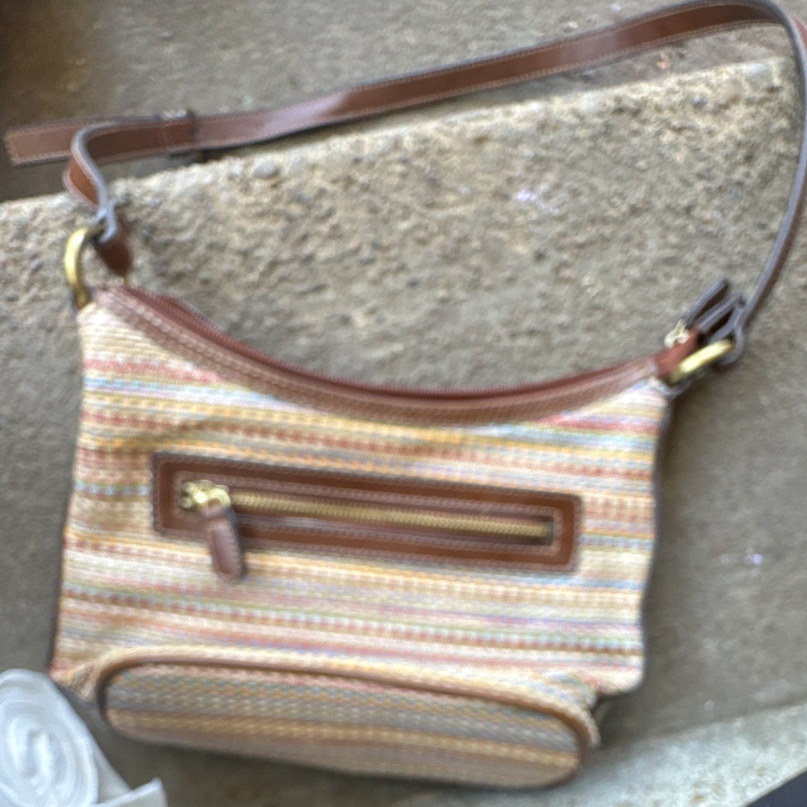 Amanda Smith Multicolor Striped Shoulder Bag Zip Lined Pockets Gold Hardware
