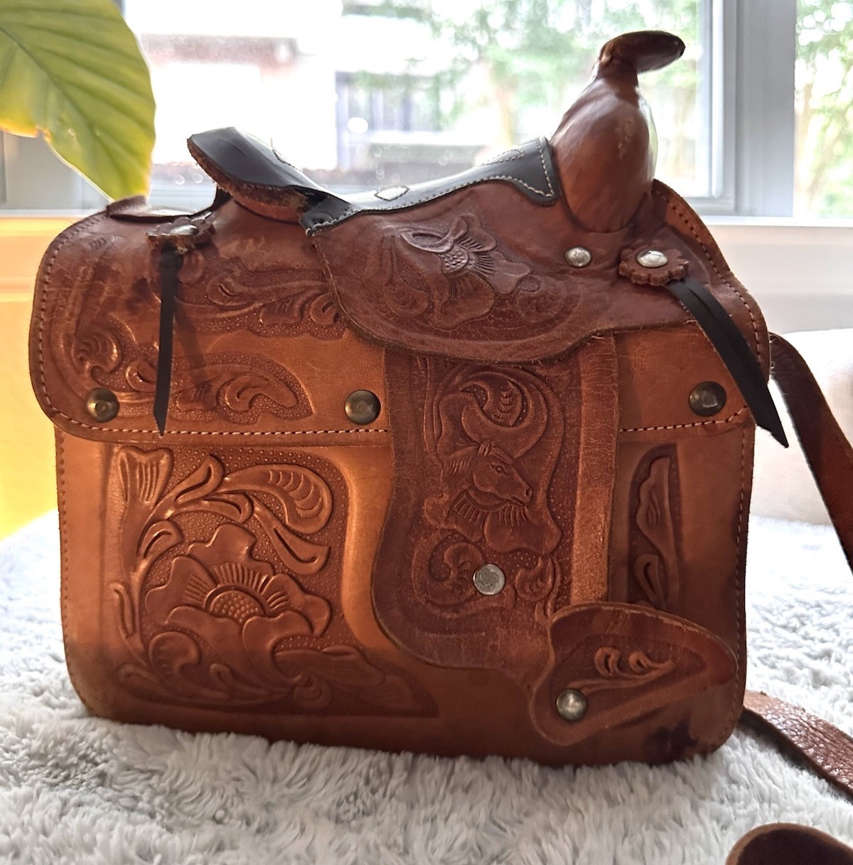 Artisan Vintage Leather Horse Saddle Crossbody Shoulder Bag Tooled Western