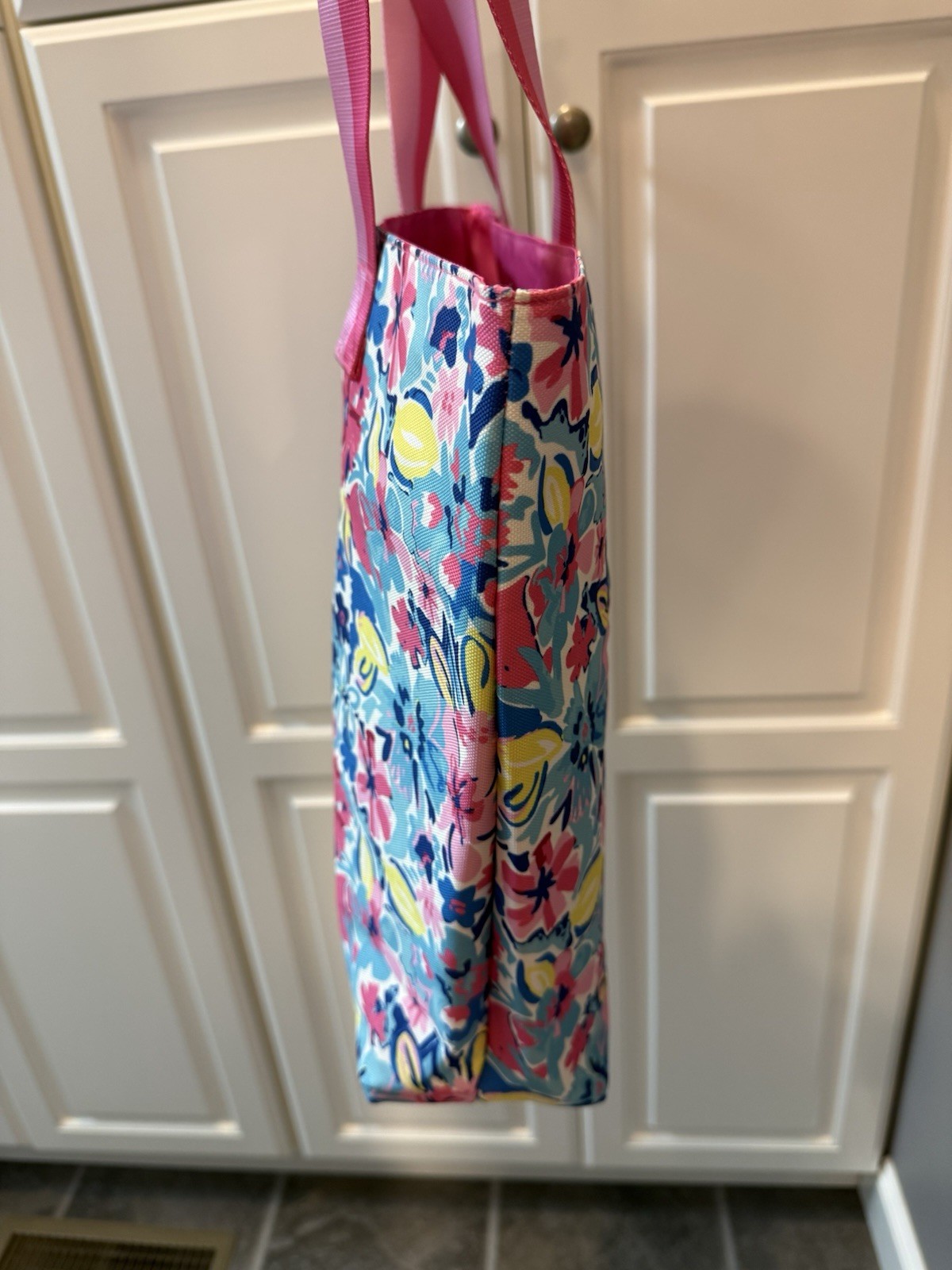 NWT Marleylilly Monogrammed Tote Bag Watercolor Whimsy Pink Floral “Kaylee”