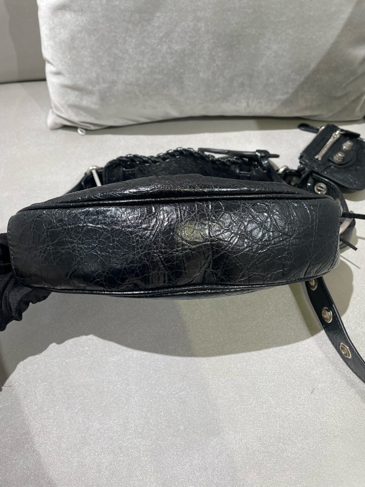 Balenciaga Pre-Owned Authentic LE CAGOLE Hobo Bag Black 6713091VG9Y1000