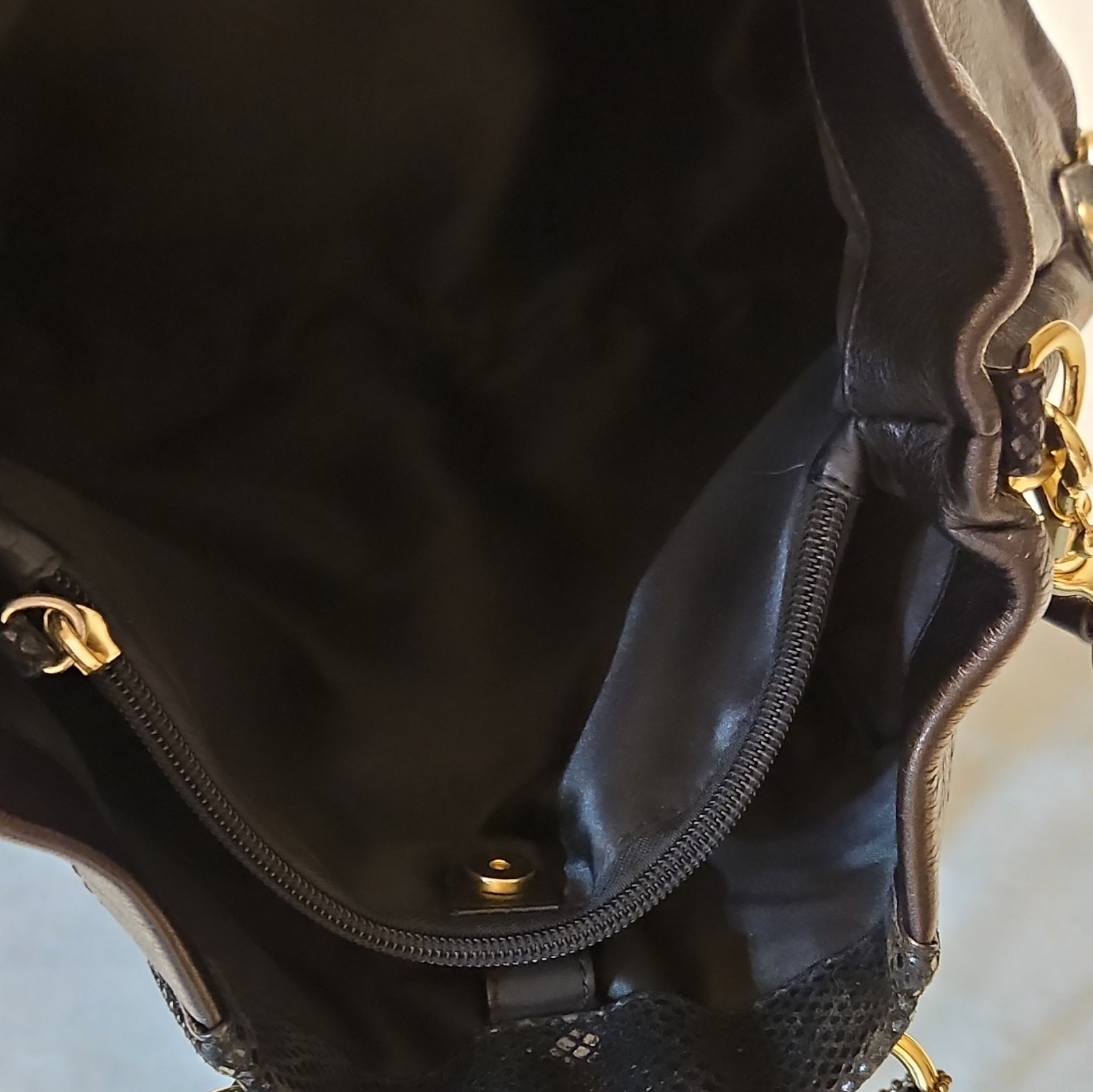 Coach Black Pebbled Satchel Top Handle Bag Detachable Strap Gold Hardware