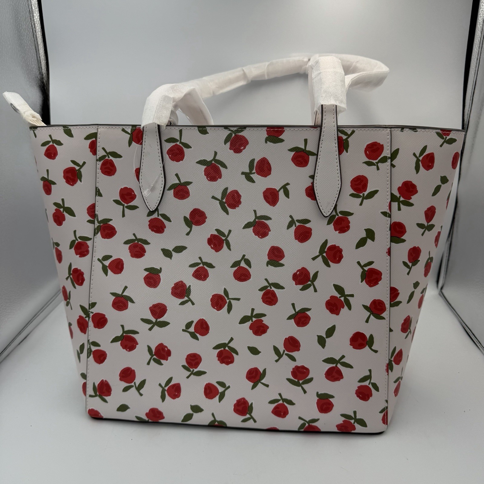 NWOT Kate Spade Dana Ivory Rose Toss Tote Saffiano KE474 Bag Charm Purse