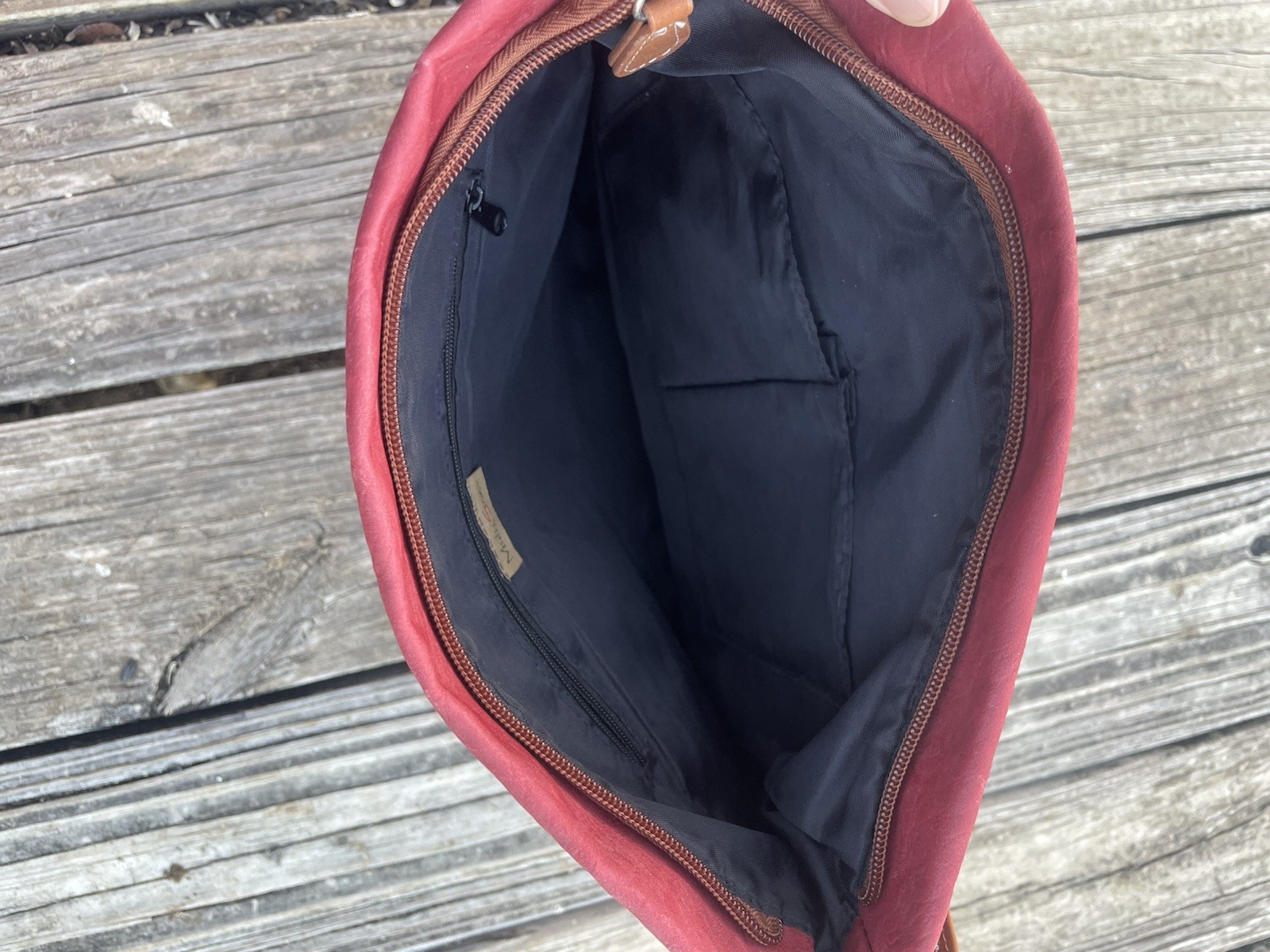 Multi Sac Bag Crossbody Large Red/Burgundy Multiple Zippers Excellent Condition