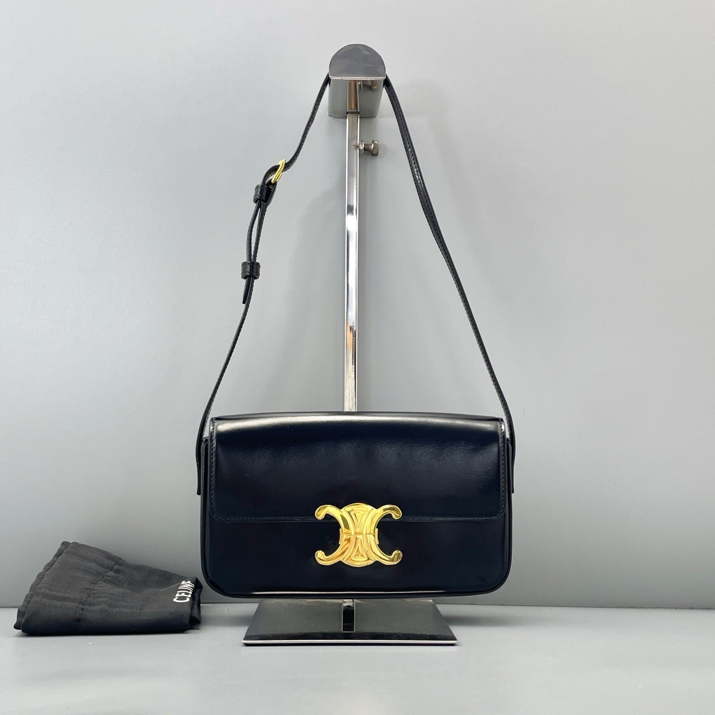 Authentic Pre-owned Celine Triomphe Black Shiny Leather Shoulder Crossbody Bag