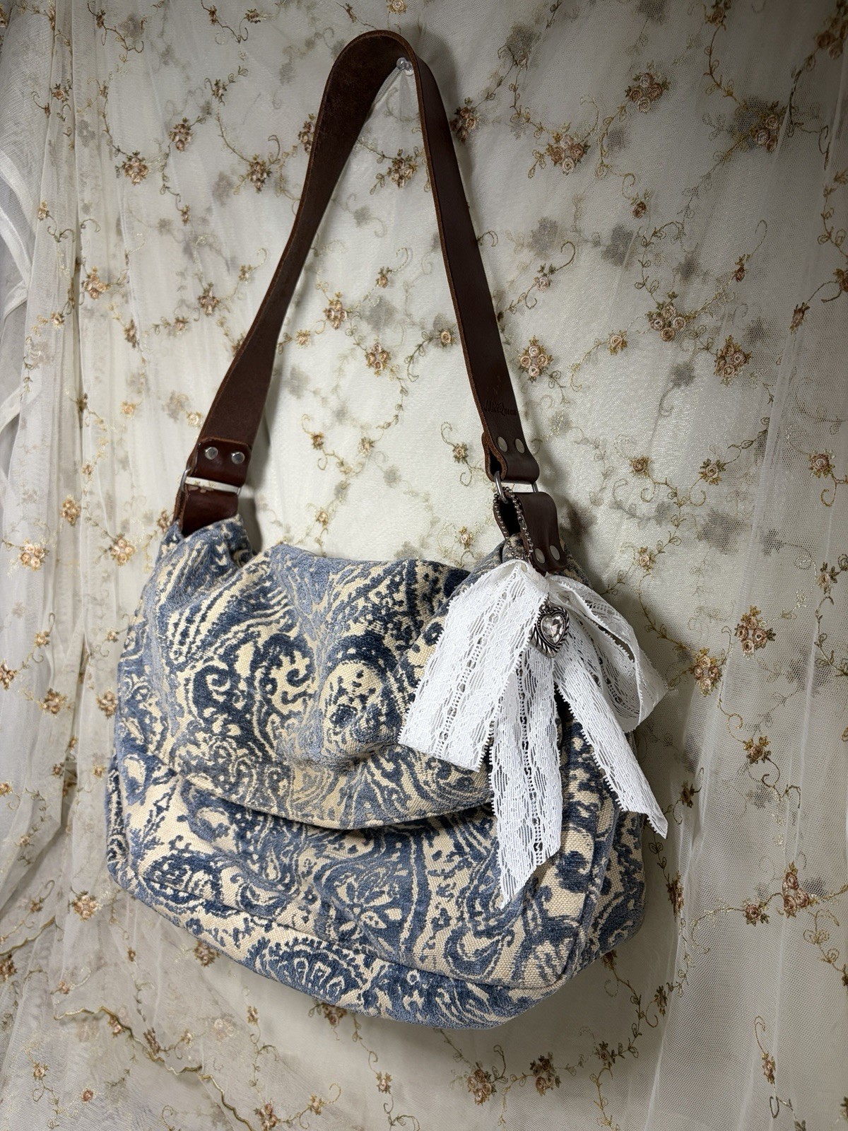 Midi Queen Ventura Women’s Purse