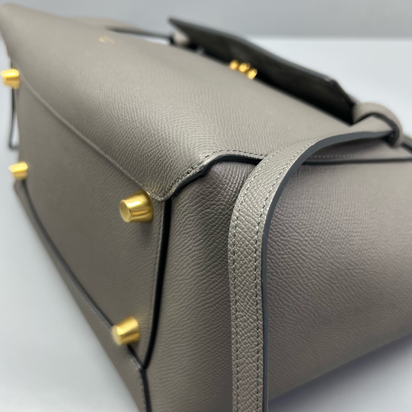 Celine Pre-Owned Authentic Luxury Handbag Grey 28*21*17cm