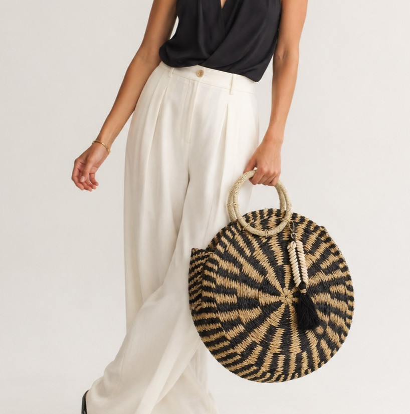 NWT Eco Handcraft Bali Round Grass Beach Tote with Seashell Tassel Charm 16″