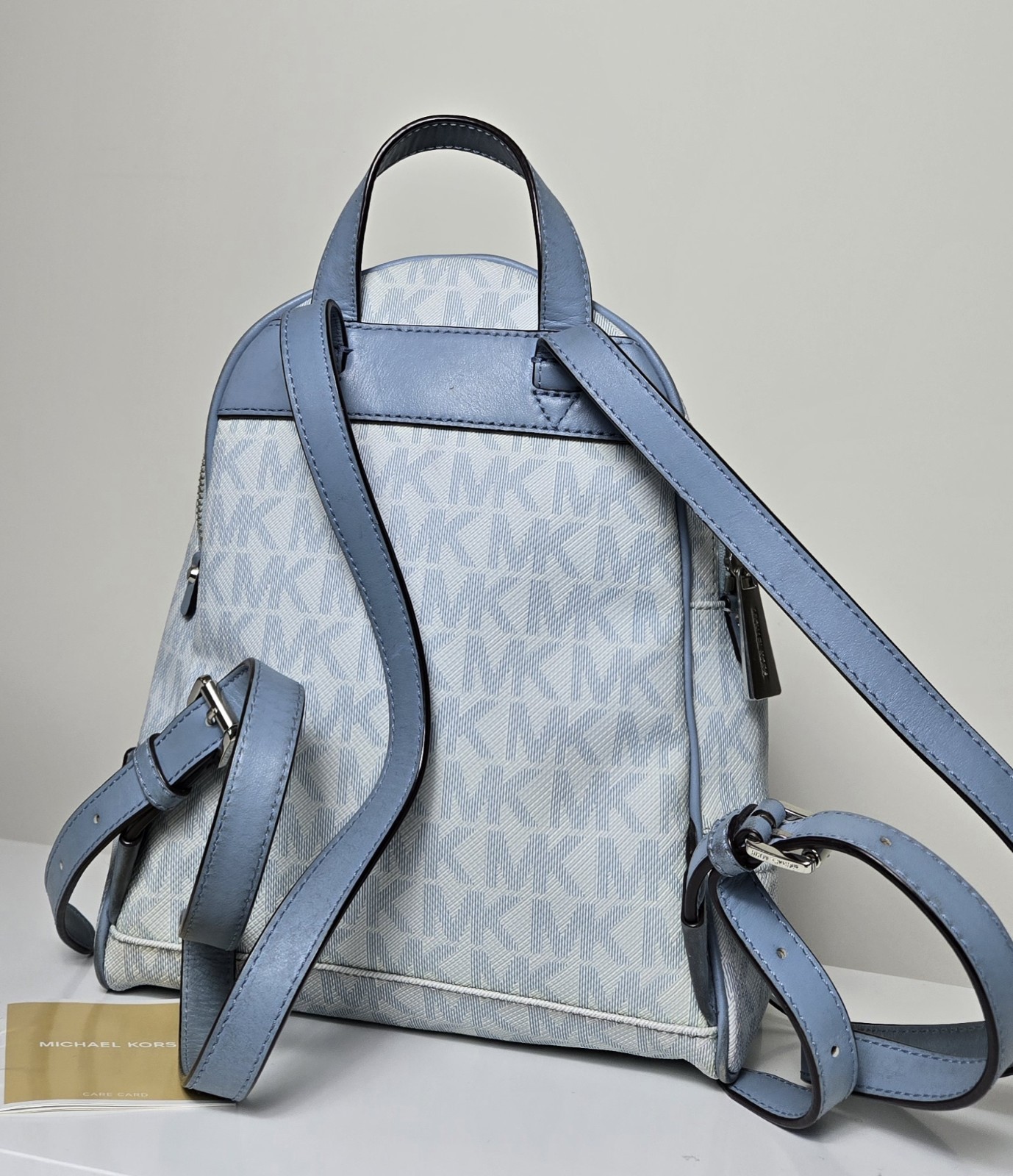 RARE Michael Kors Rhea Medium Backbag Signature Logo Soft Sky Blue White