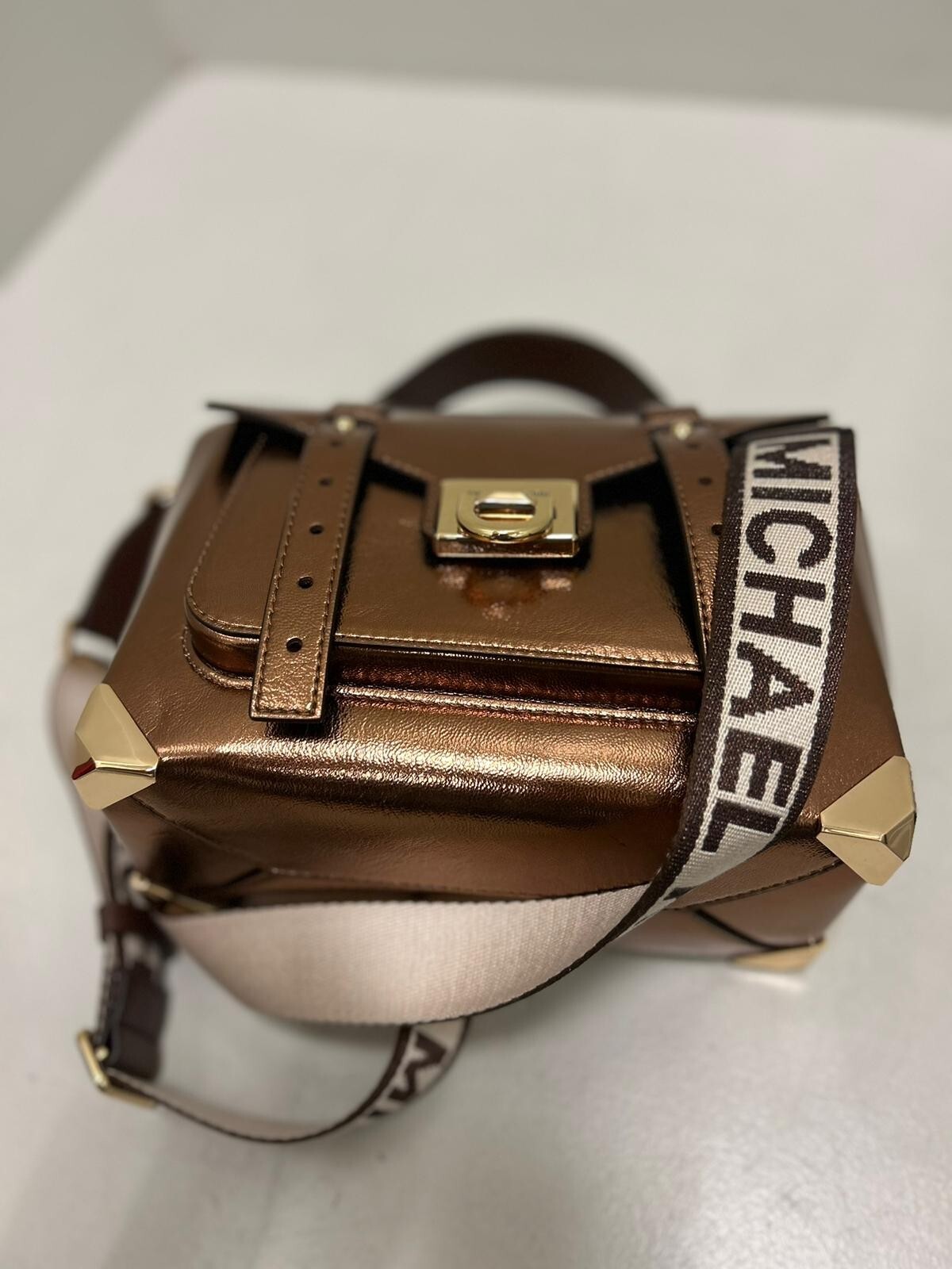 Michael Kors Manhattan Medium Satchel Crossbody Bag Shoulder Handbag Purse Mocha