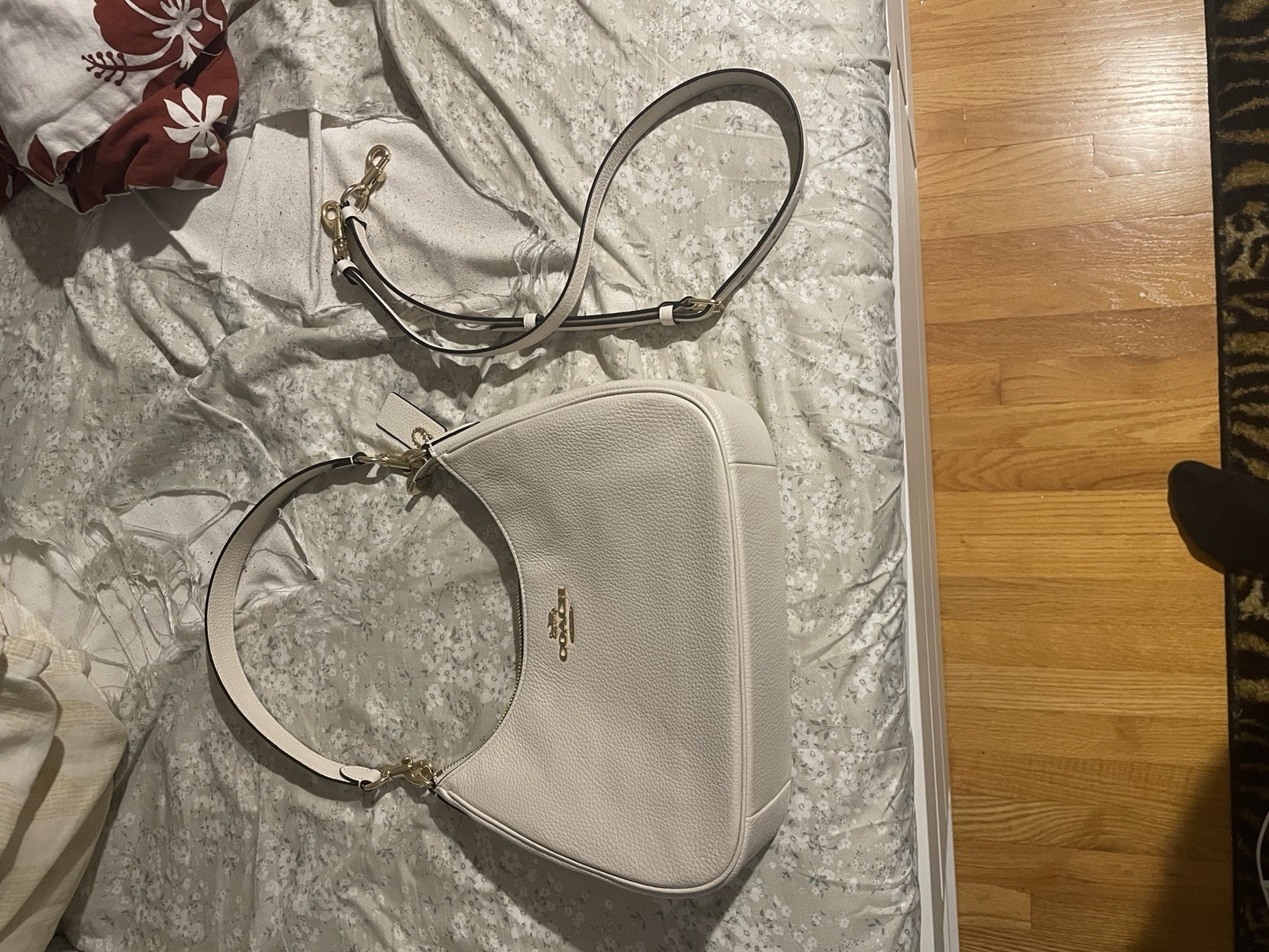 Coach White Small Pebbled Crescent Shoulder Bag Zip, Detachable Strap, Pockets