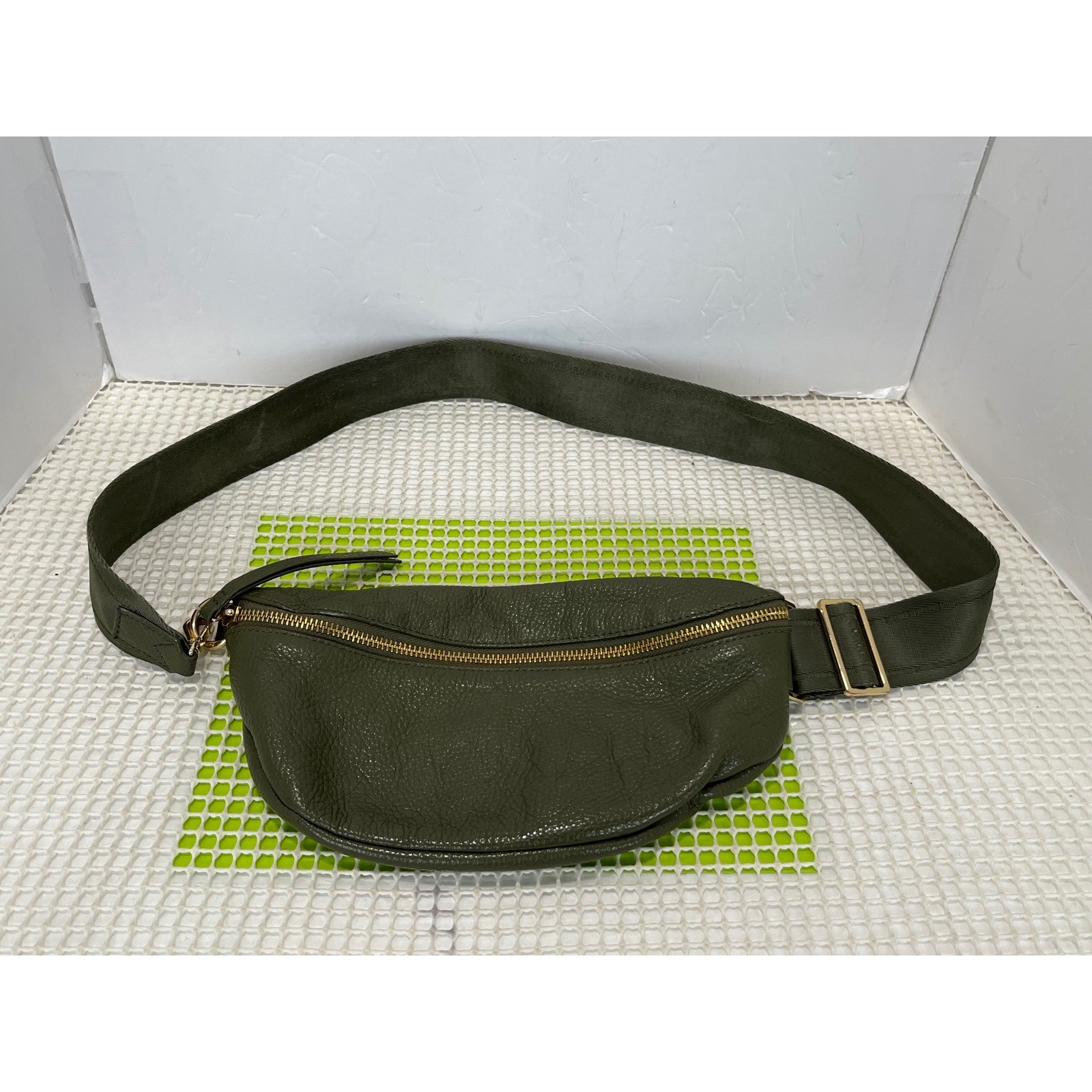 Quince Revive Italian Leather Belt Bag Olive Green Pebbled Crossbody Fanny Pack