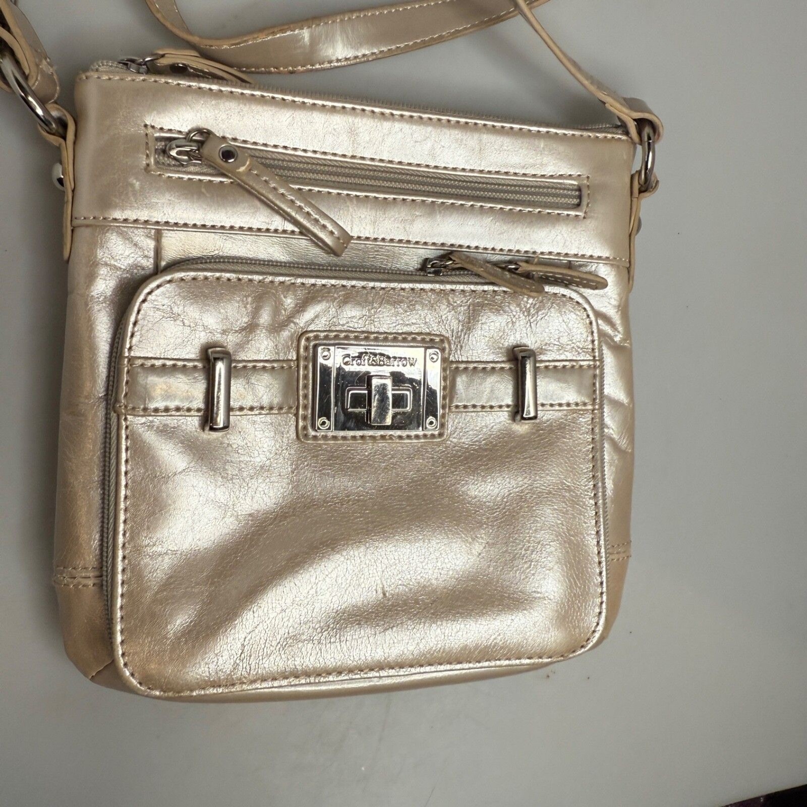 Croft & Barrow Pearl White Crossbody Organizer Purse Wallet Pocket EUC