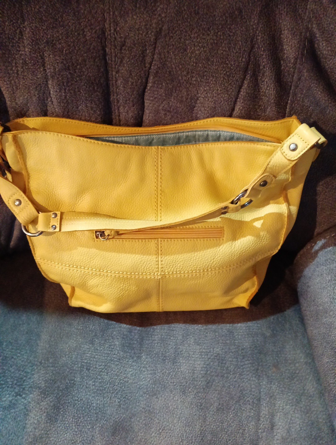 The Sak, Silverlake.Buttercream ,Used, No Blemishes, Perfect Liner. 100%leather