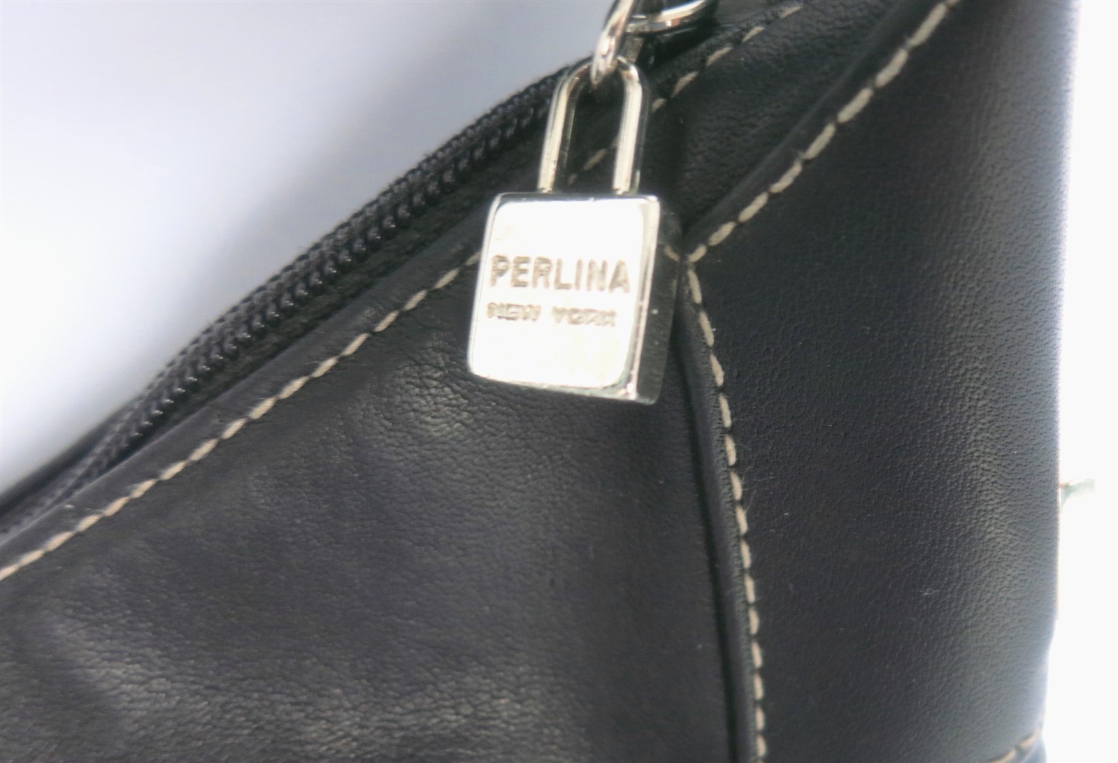 PERLINA NEW YORK BLACK LEATHER SHOULDER HANDBAG