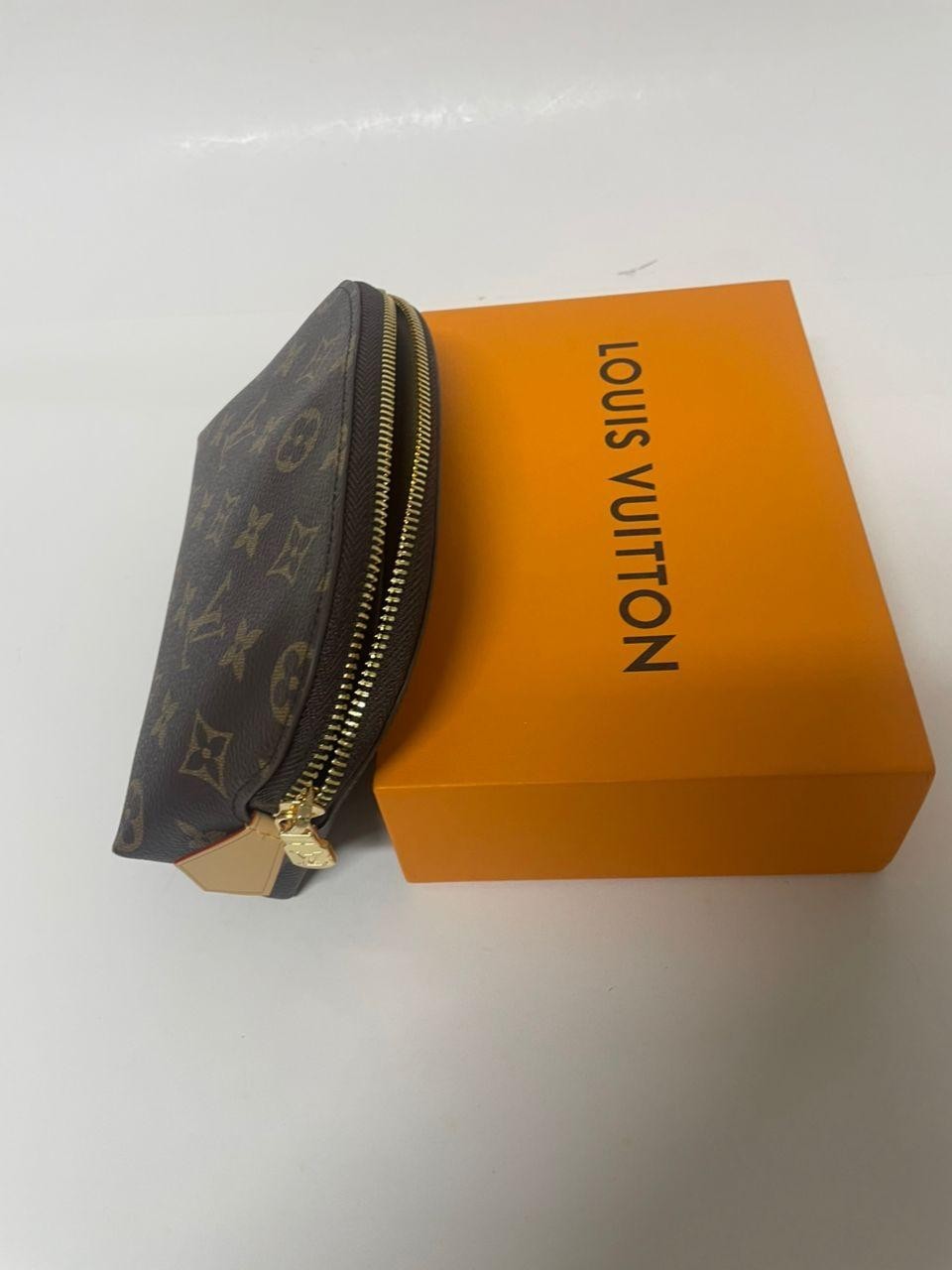 LOUIS VUITTON Monogram Pochette Cosmetic PM Pouch M43998 LV Auth 169641