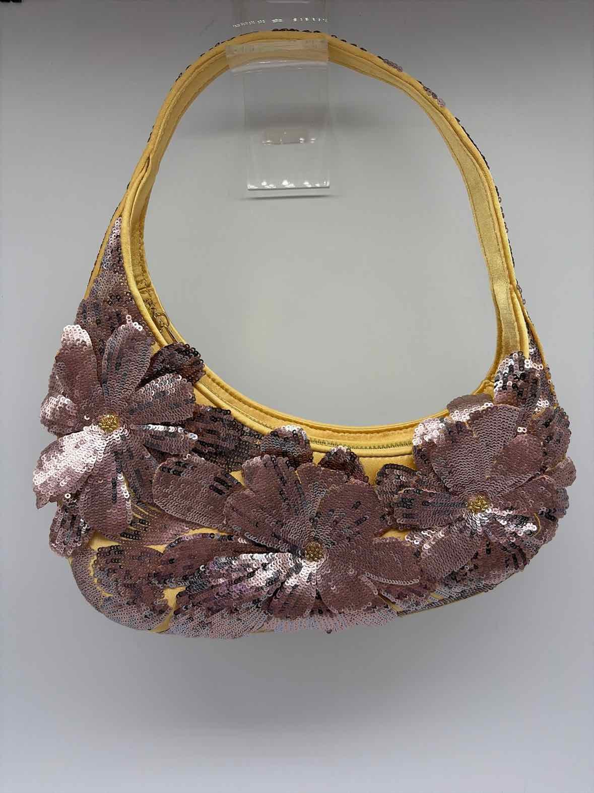 Pre-Owned JW PEI Yellow Shoulder Bag Shoulder Bag